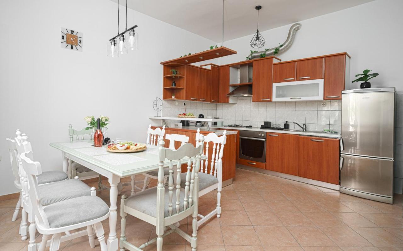 Apartman Rusula ヴォディツェ エクステリア 写真
