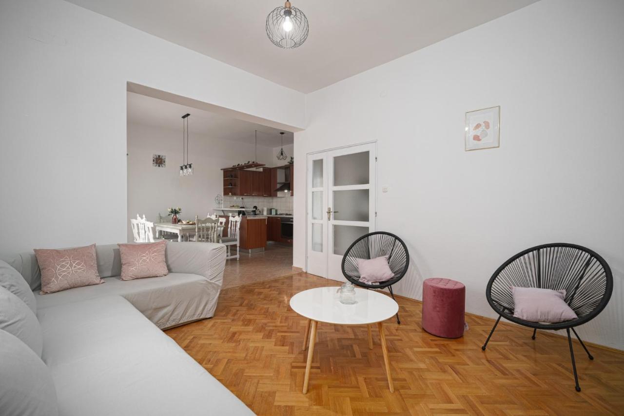 Apartman Rusula ヴォディツェ エクステリア 写真