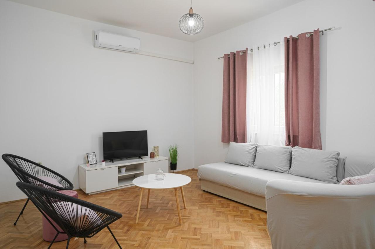 Apartman Rusula ヴォディツェ エクステリア 写真
